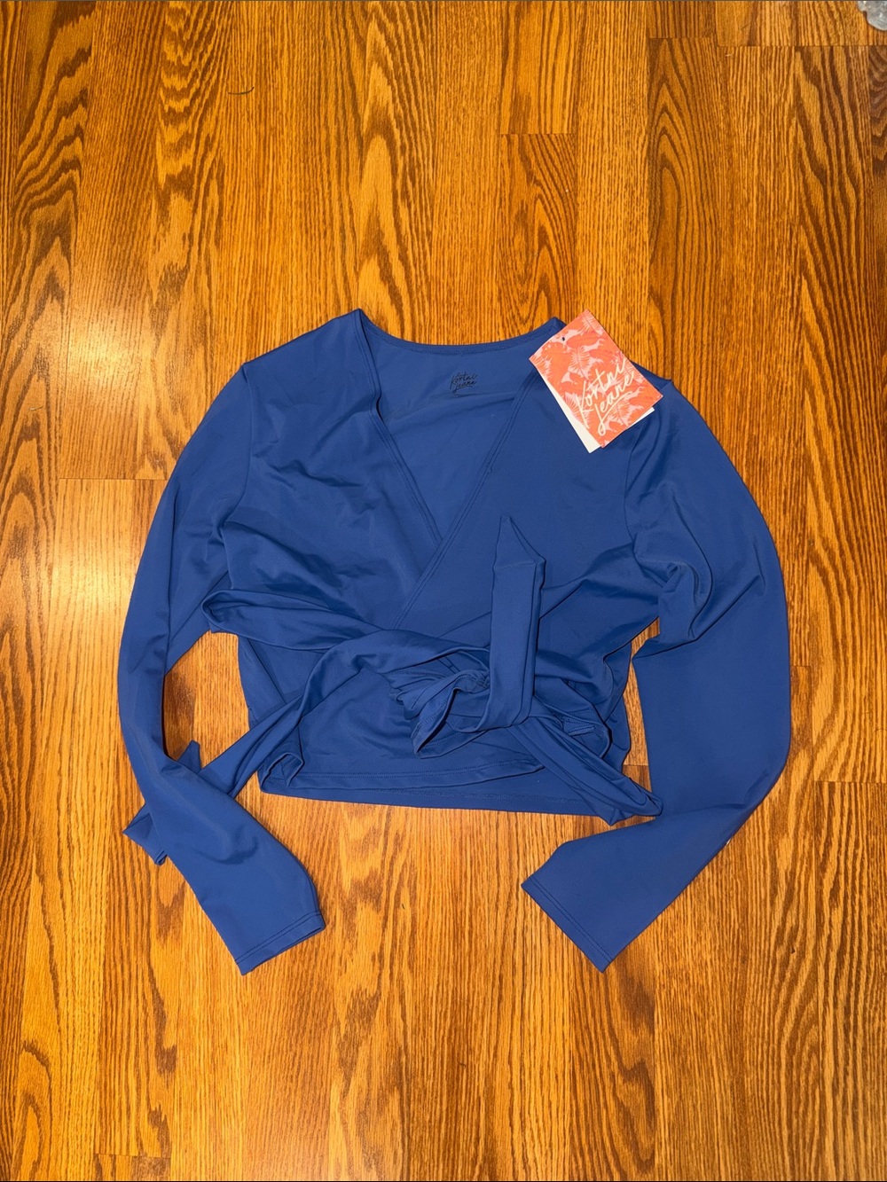 BNWT Kortni Jeane Rash Guard